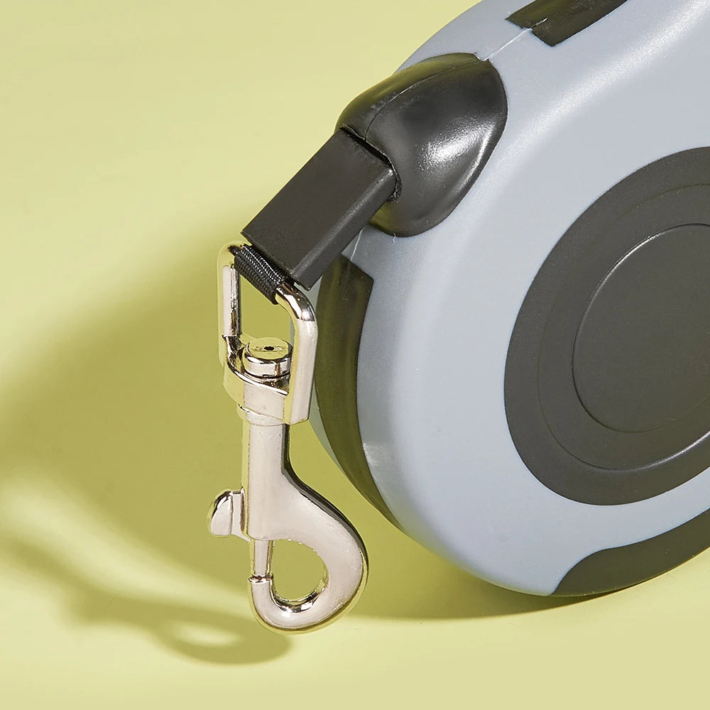Automatically Retractable Leash